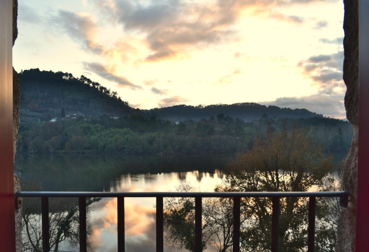 Gandarela Turismo Rural Ourense Exterior photo